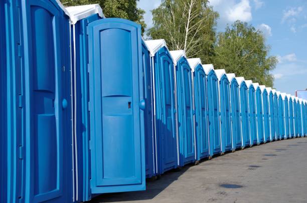 Best Portable restroom trailer rental  in Frankfort, IN